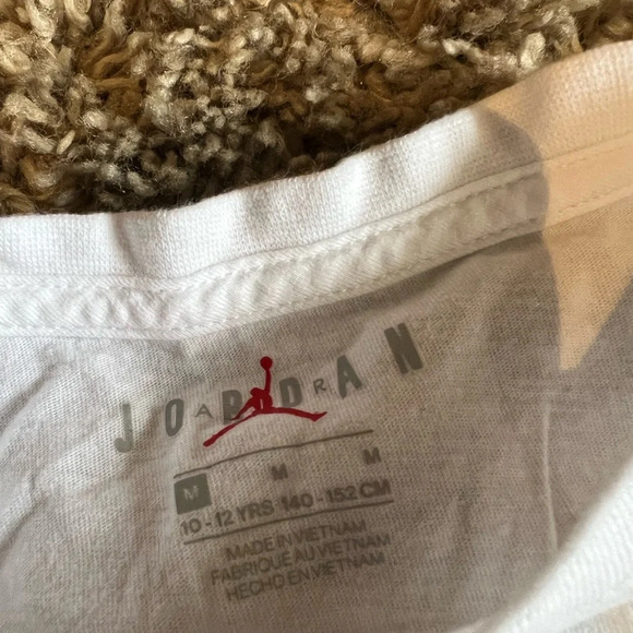 Jordan kids white basketball tshirt - Picture 4 of 5